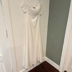 Lulus women's lace white sleeveless Mermaid Maxi dress gown size XL